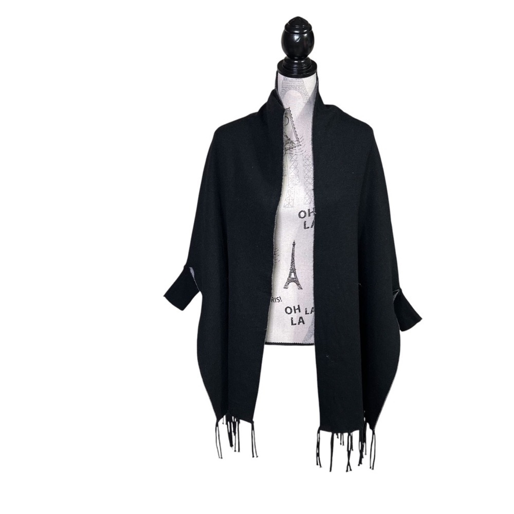 Suzy Shier Poncho